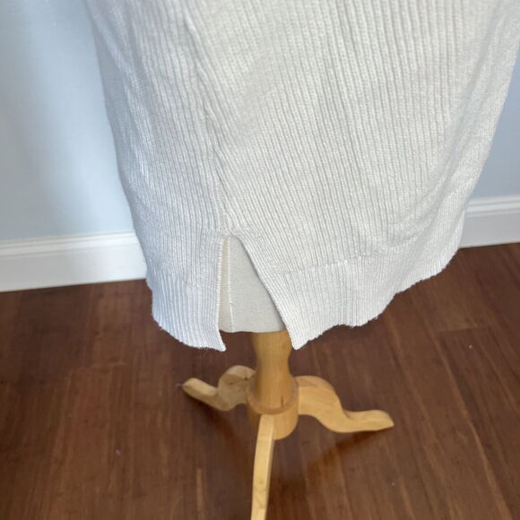 ATHLETA Merino Extra Fine Wool Blend Rib Knit Hanover Vneck Minimalist Sweater M - Picture 7 of 11